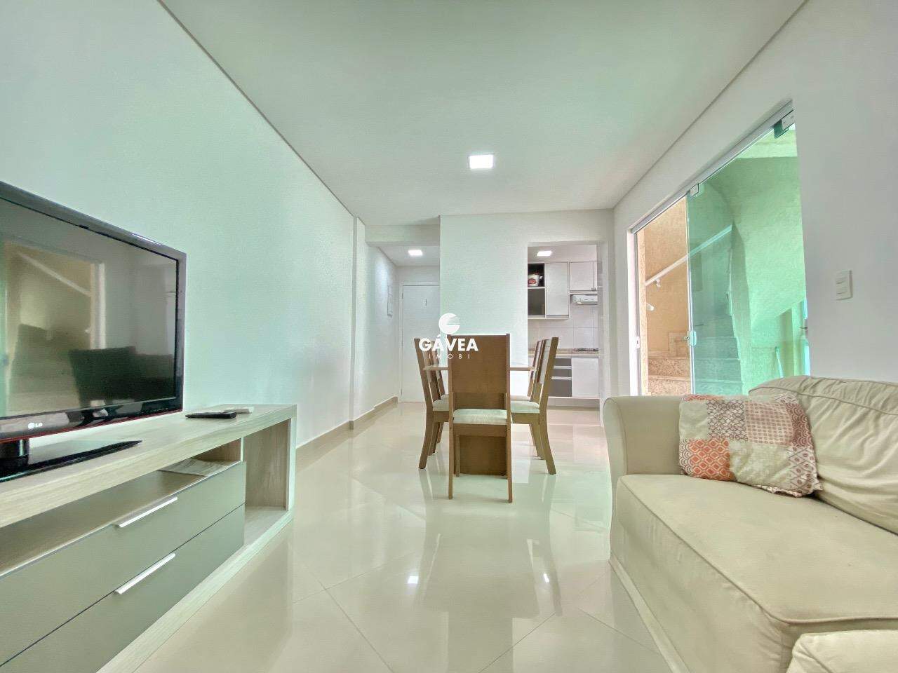 Apartamento à venda no Pitangueiras: sala par 2 ambientes