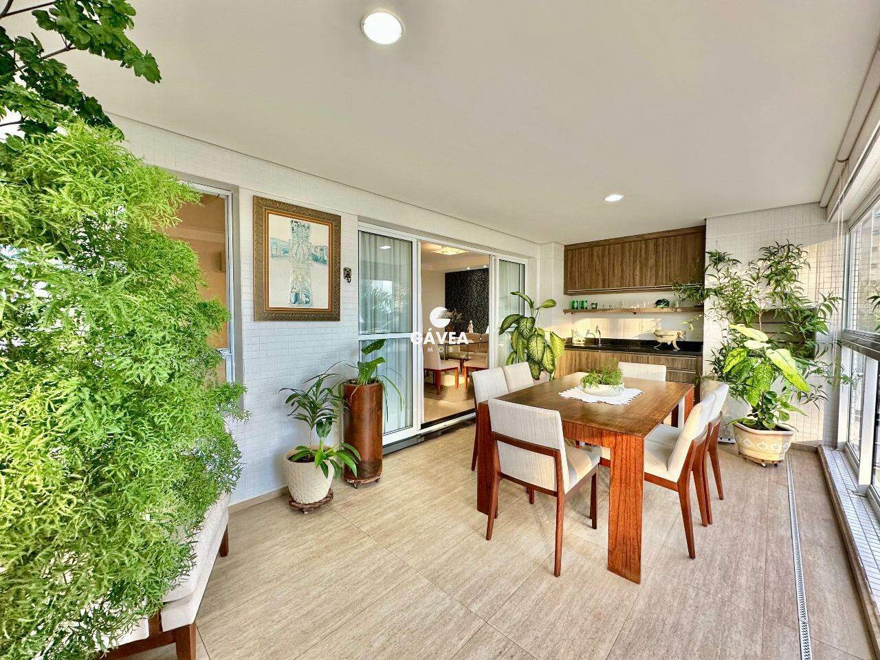 Apartamento à venda no Ponta da Praia: 