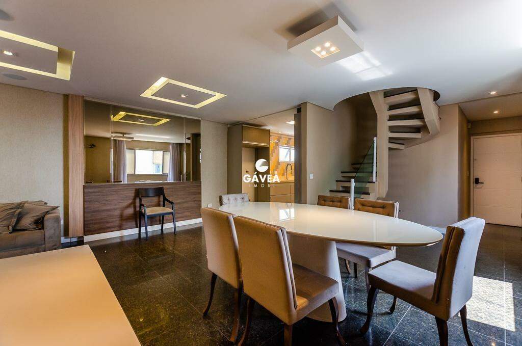 Cobertura para aluguel no Centro: 