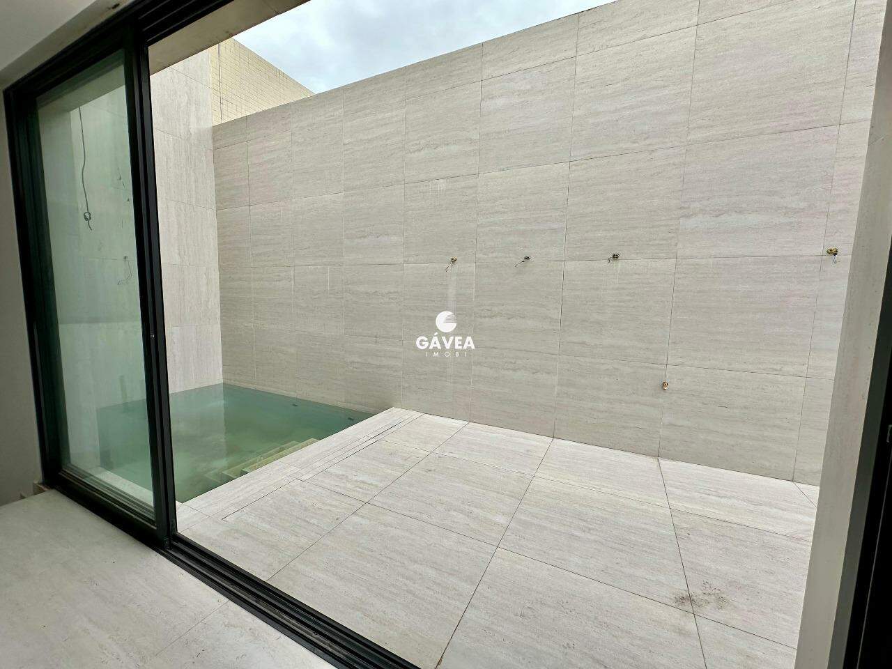 Cobertura à venda no José Menino: 