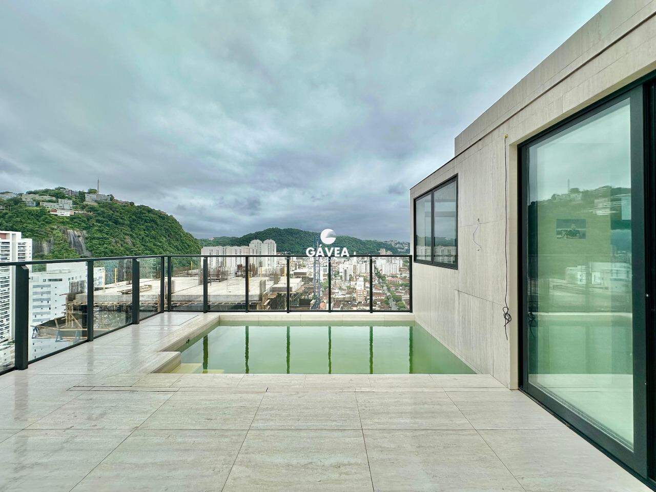 Cobertura à venda no José Menino: 