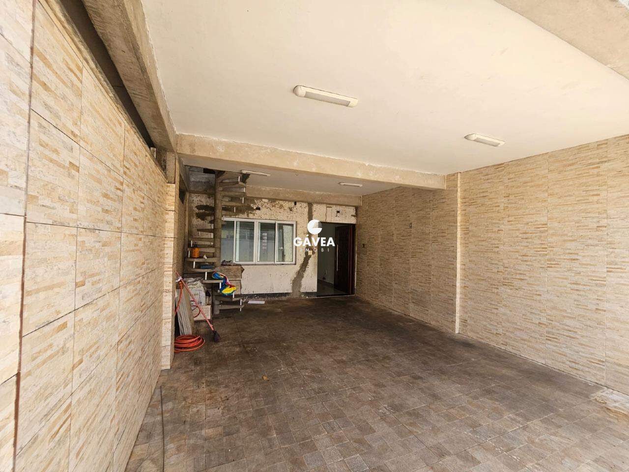 Casa à venda no Ocian: 