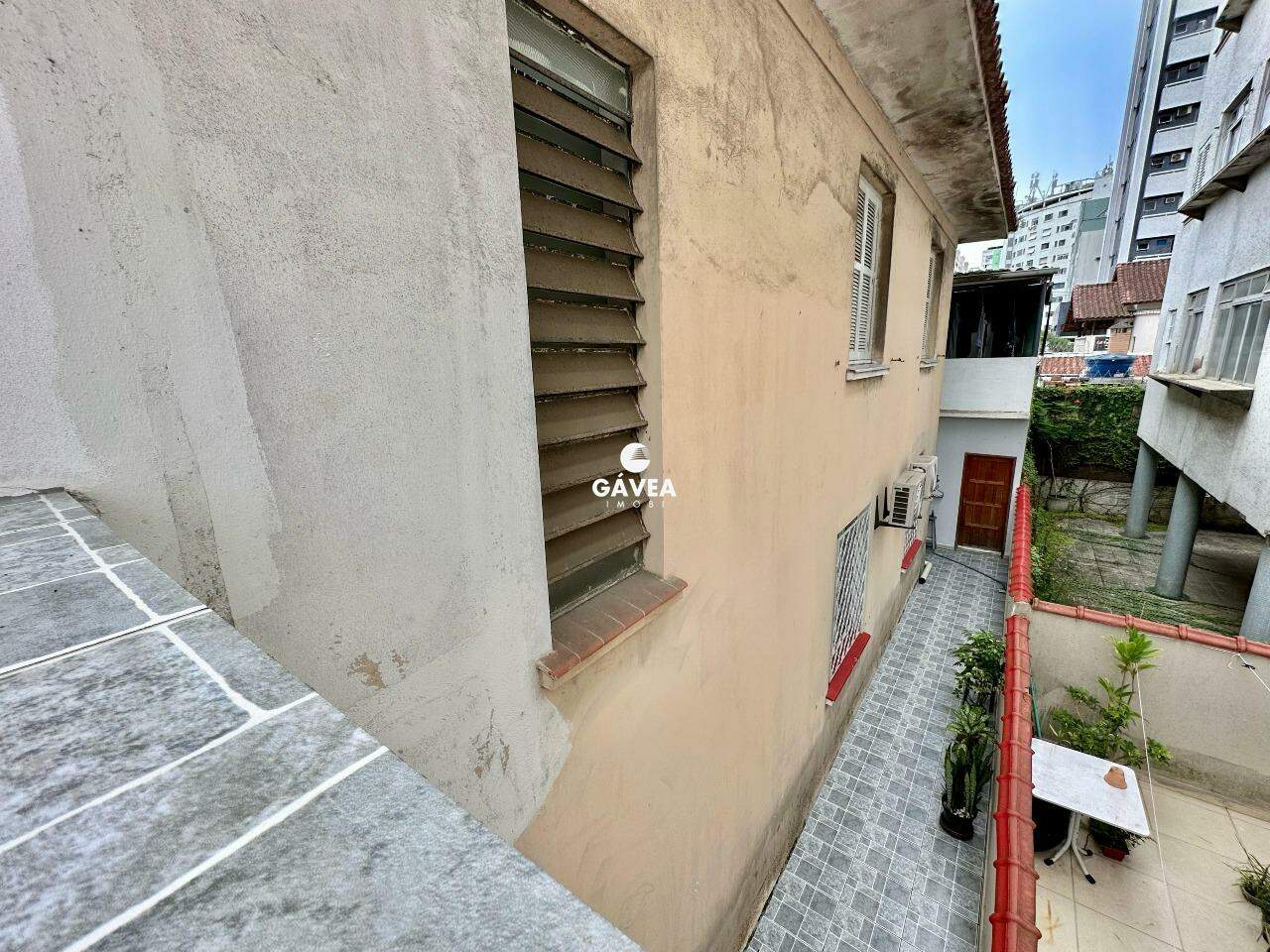 Casa à venda no Ponta da Praia: 