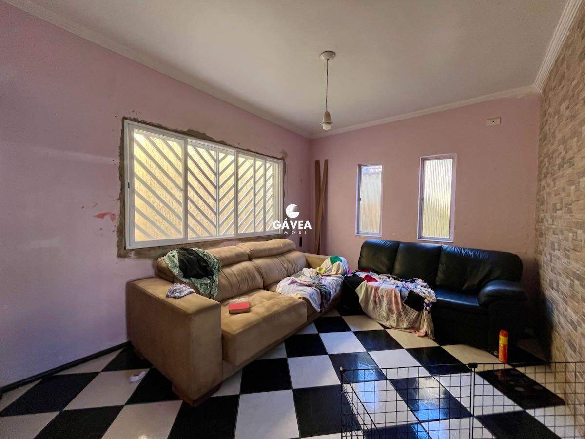 Casa à venda no Canto do Forte: 