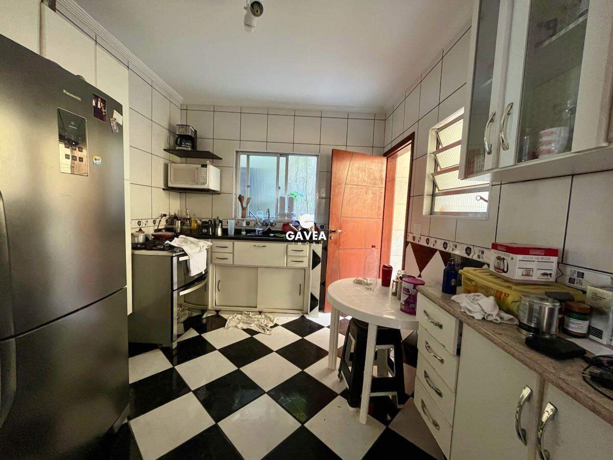 Casa à venda no Canto do Forte: 