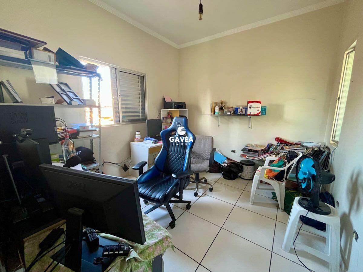 Casa à venda no Canto do Forte: 