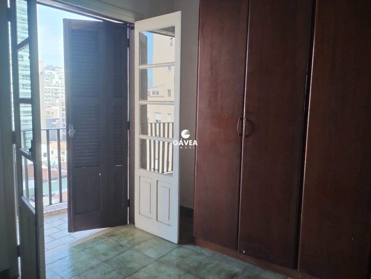 Apartamento à venda no Ponta da Praia: 