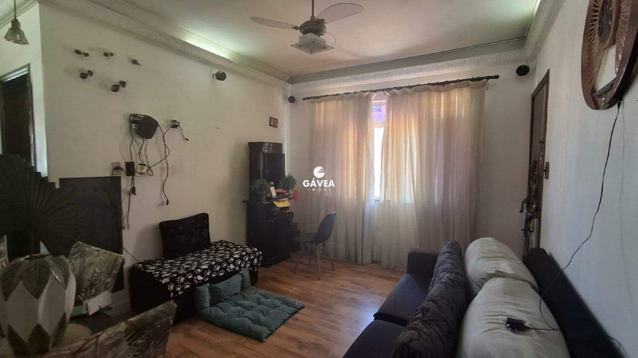 Apartamento à venda no Ponta da Praia: 