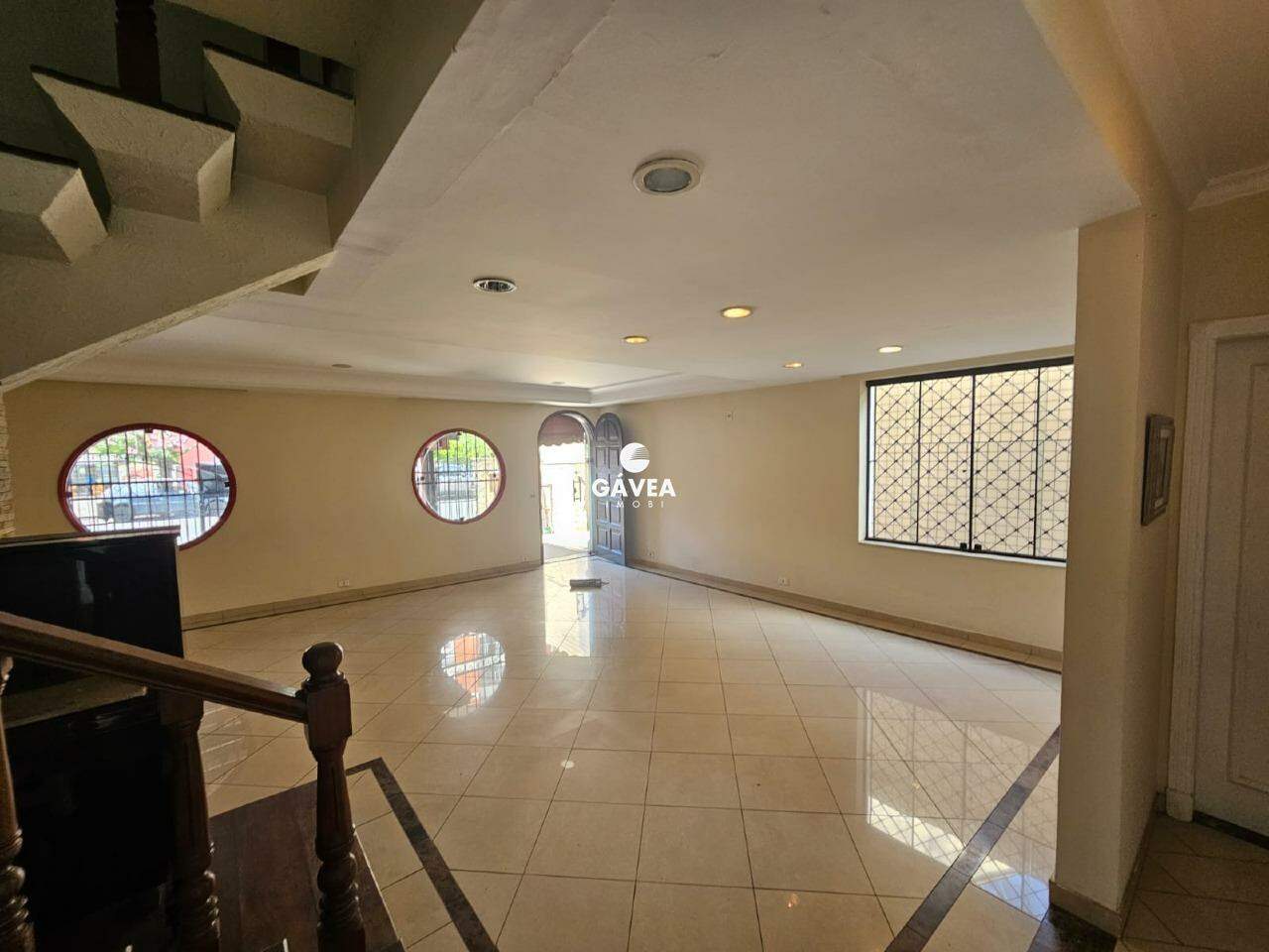 Sobrado à venda no Ponta da Praia: 