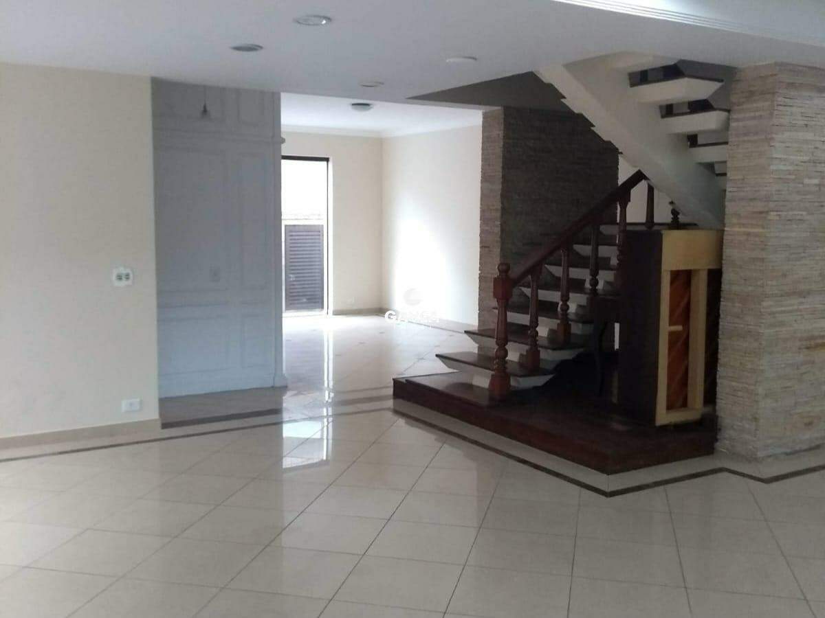 Sobrado à venda no Ponta da Praia: 