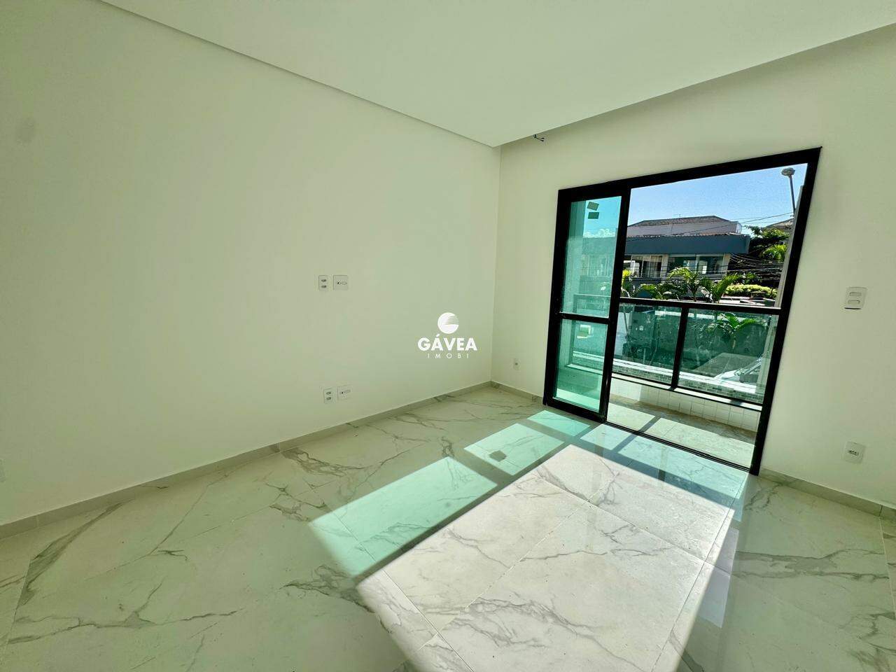 Casa à venda no Ponta da Praia: 