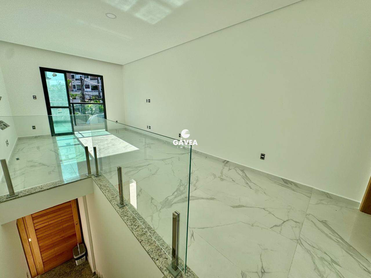 Casa à venda no Ponta da Praia: 