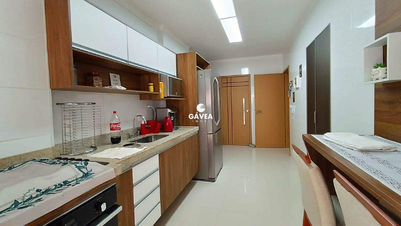 Apartamento à venda no Canto do Forte: 