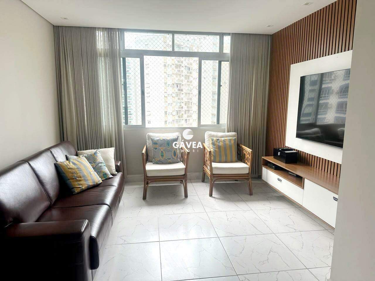 Apartamento à venda no Pitangueiras: 