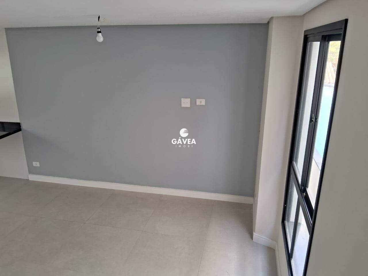 Sobrado à venda no Ponta da Praia: 