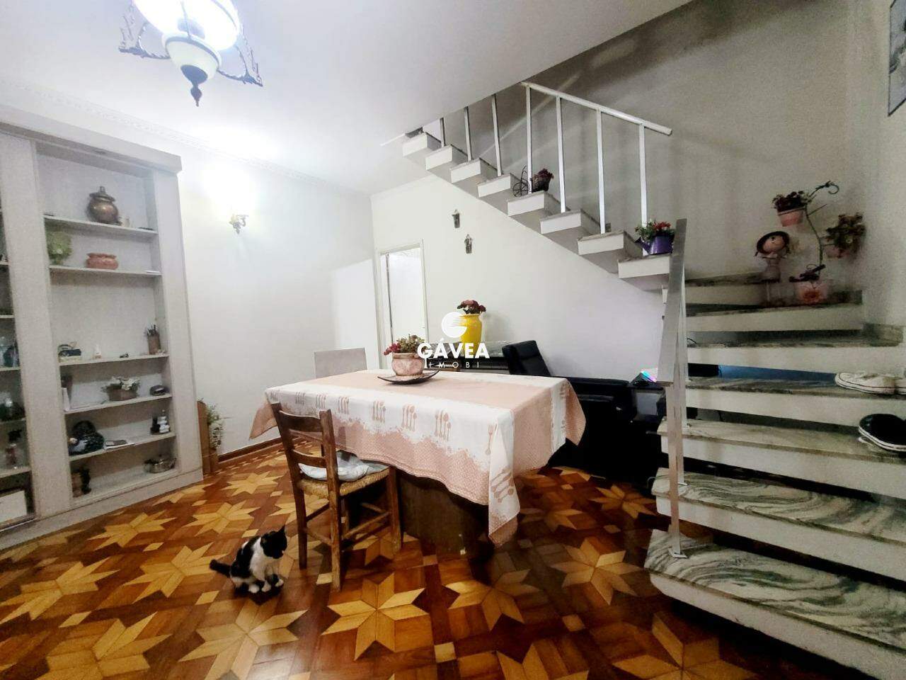 Sobrado à venda no Vila Valença: 