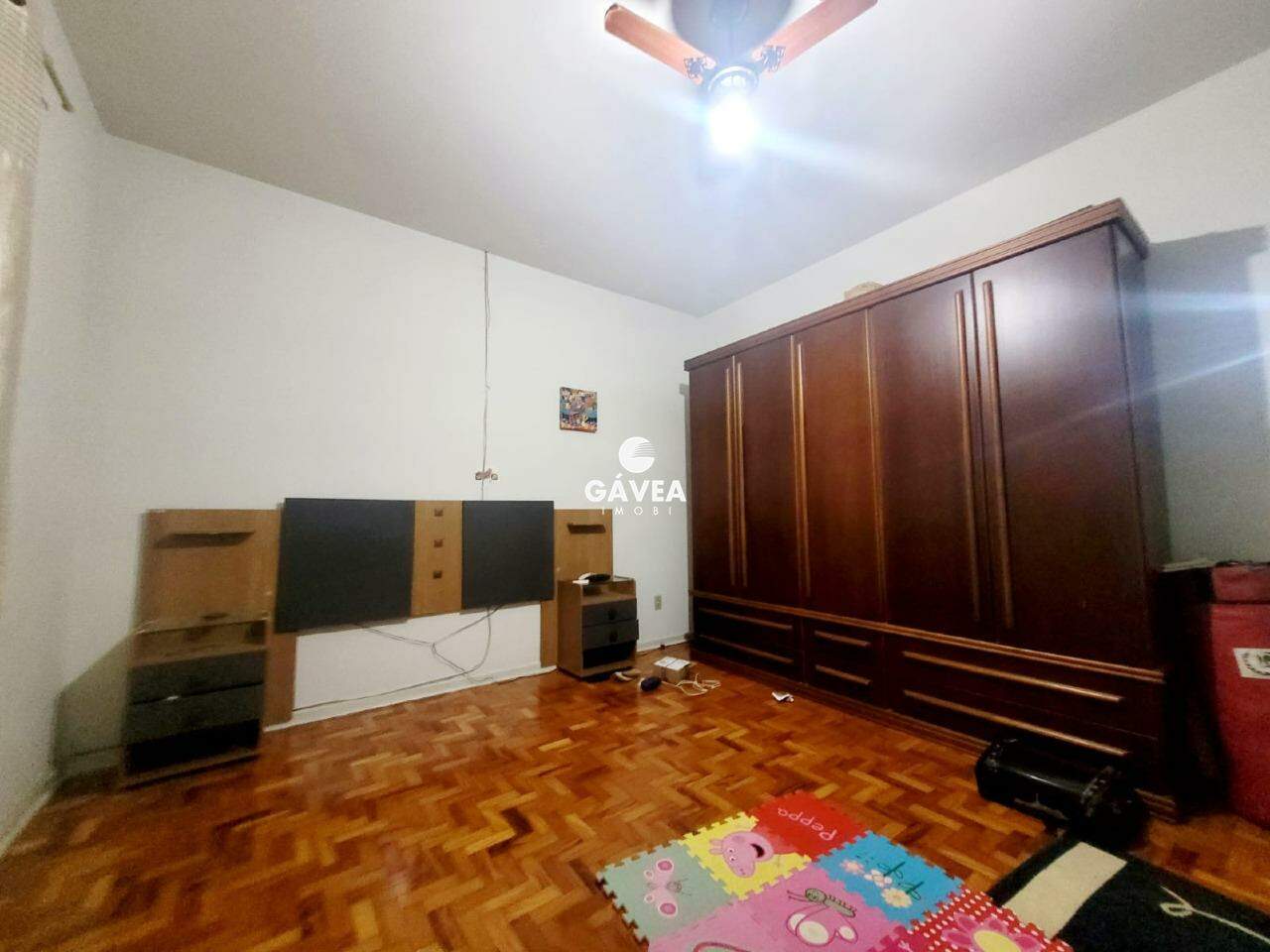 Sobrado à venda no Vila Valença: 