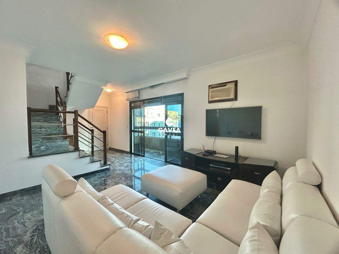 Cobertura à venda no Aparecida: 