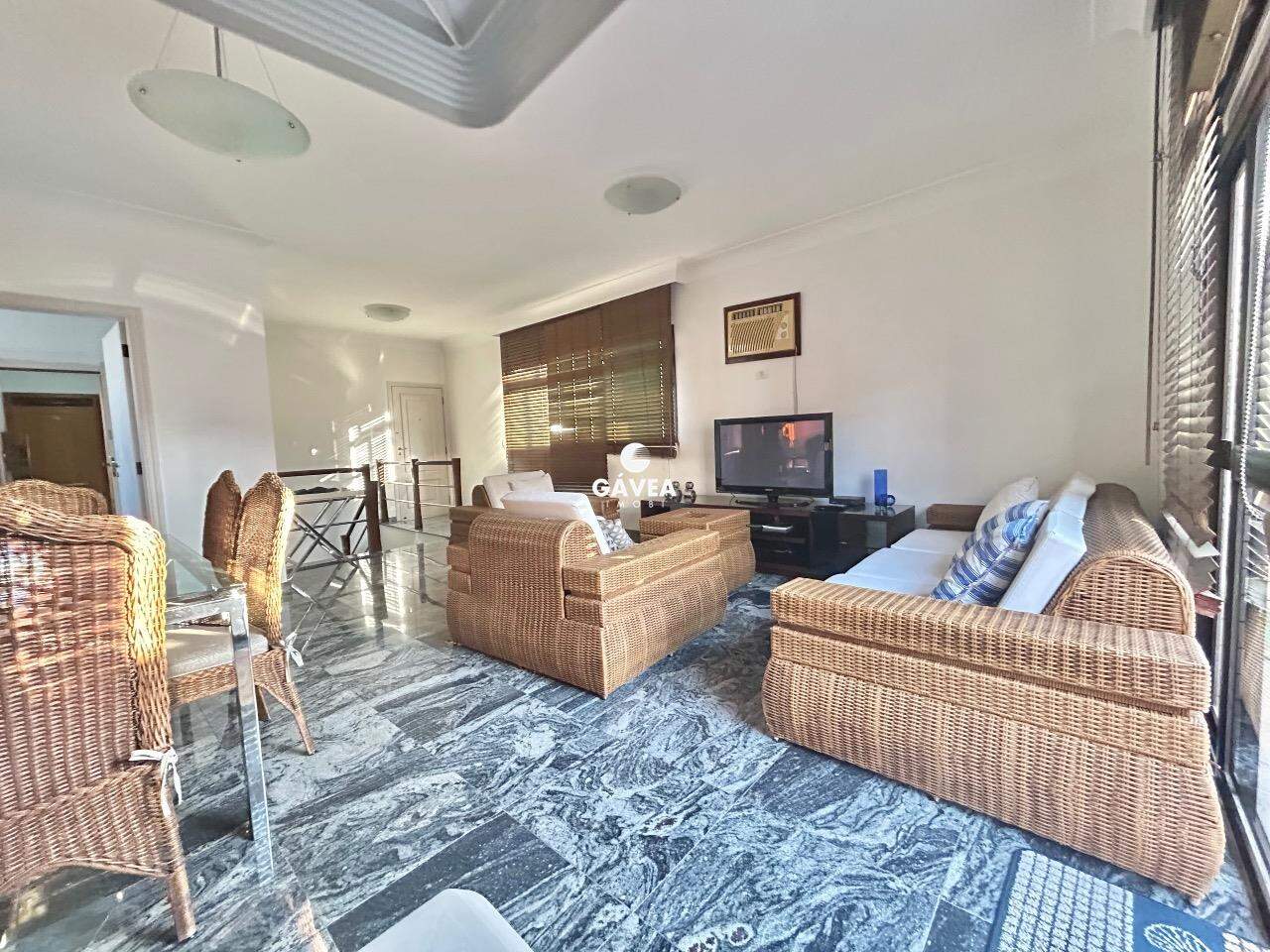 Cobertura à venda no Aparecida: sala para 3 ambientes