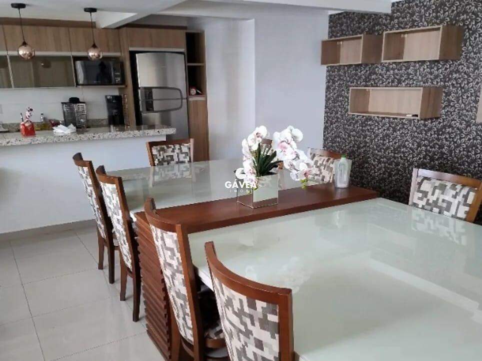 Apartamento à venda no Canto do Forte: 