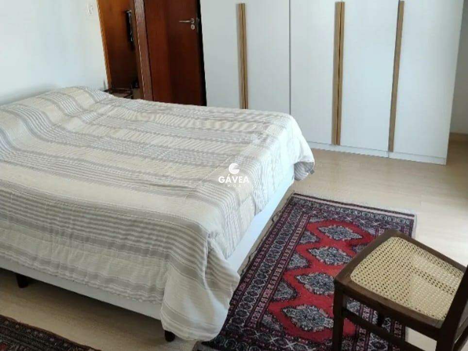 Apartamento à venda no Canto do Forte: 
