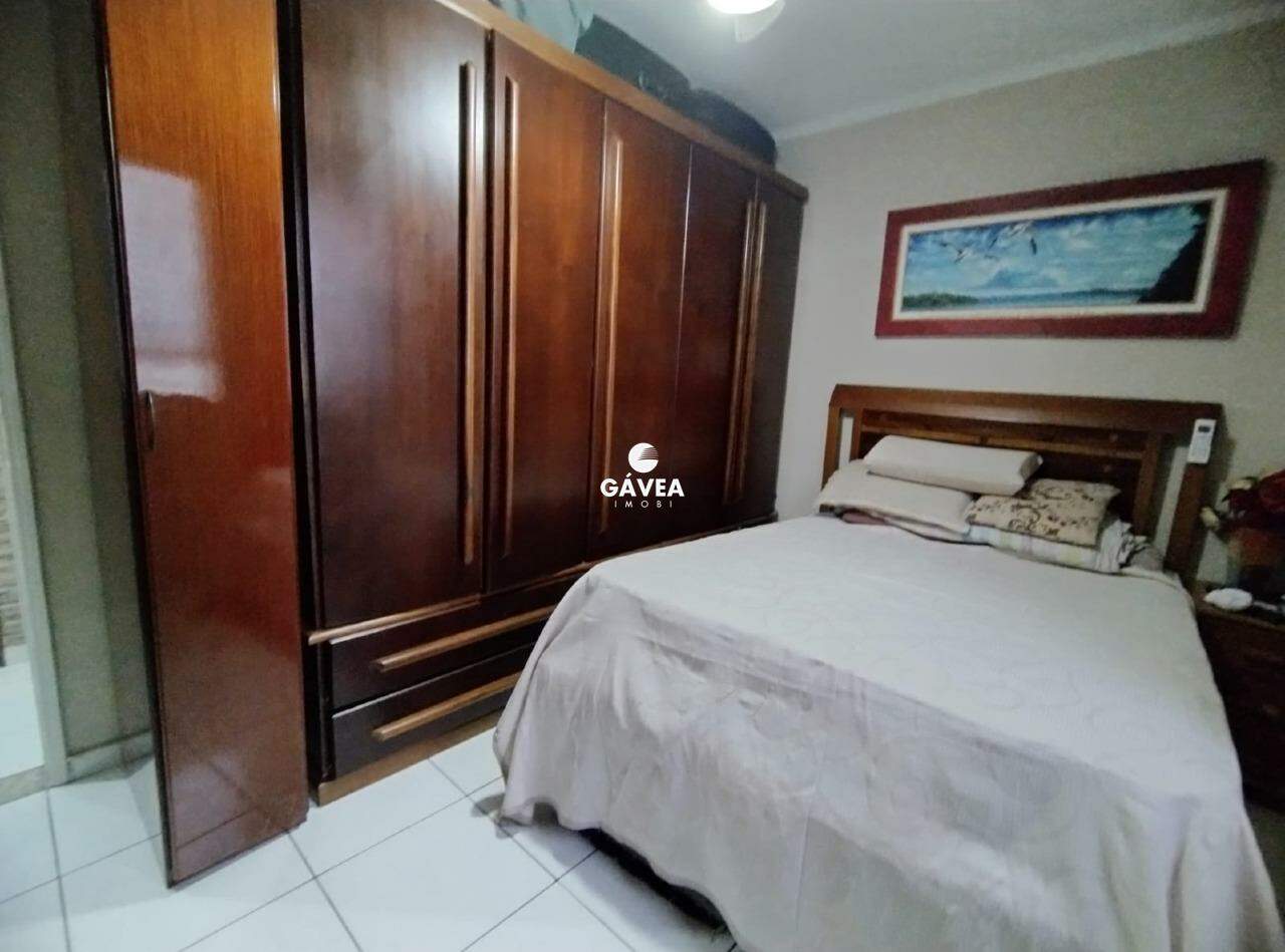 Apartamento à venda no Catiapoa: 