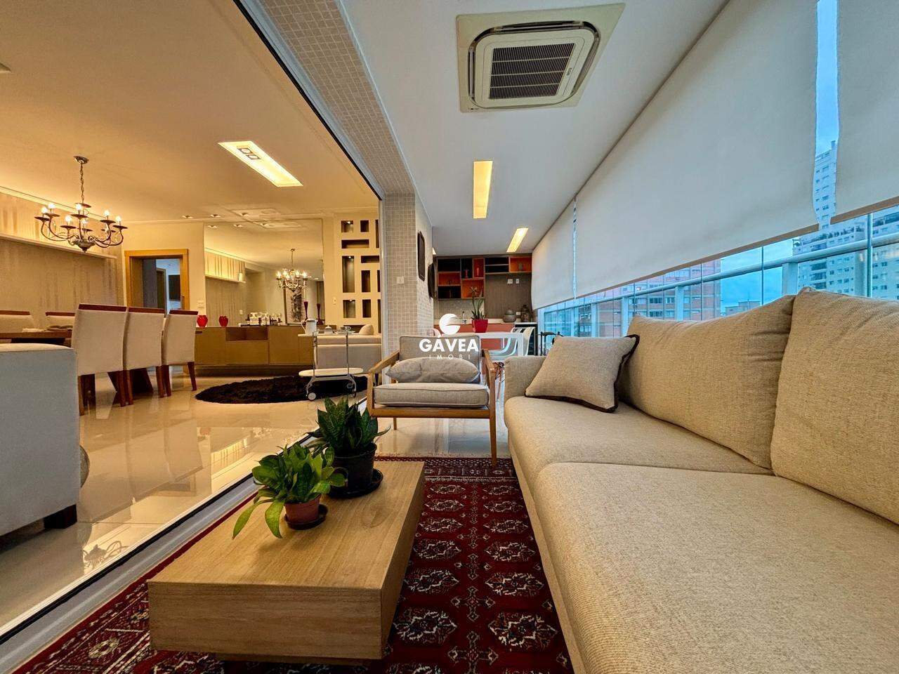 Apartamento à venda no Embaré: 