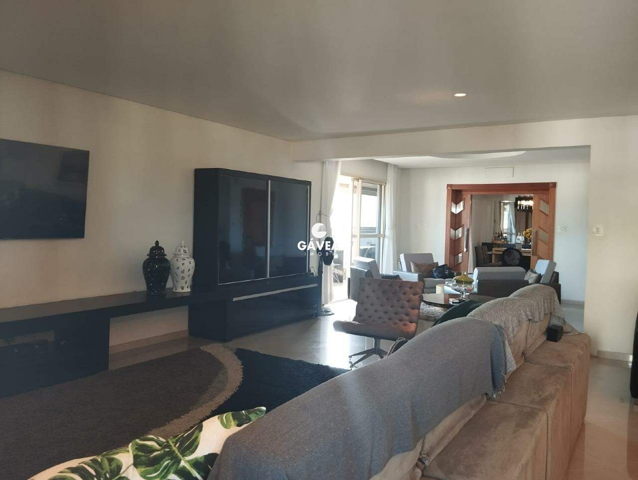 Apartamento para aluguel no Embaré: 