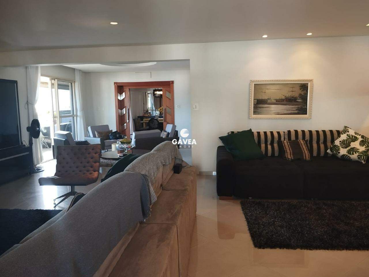 Apartamento para aluguel no Embaré: 