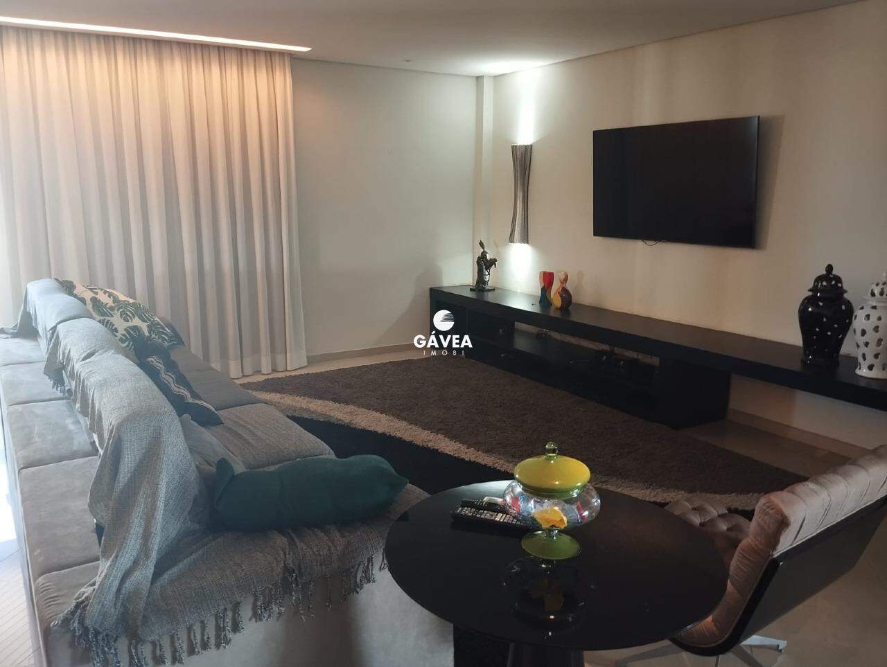 Apartamento para aluguel no Embaré: 