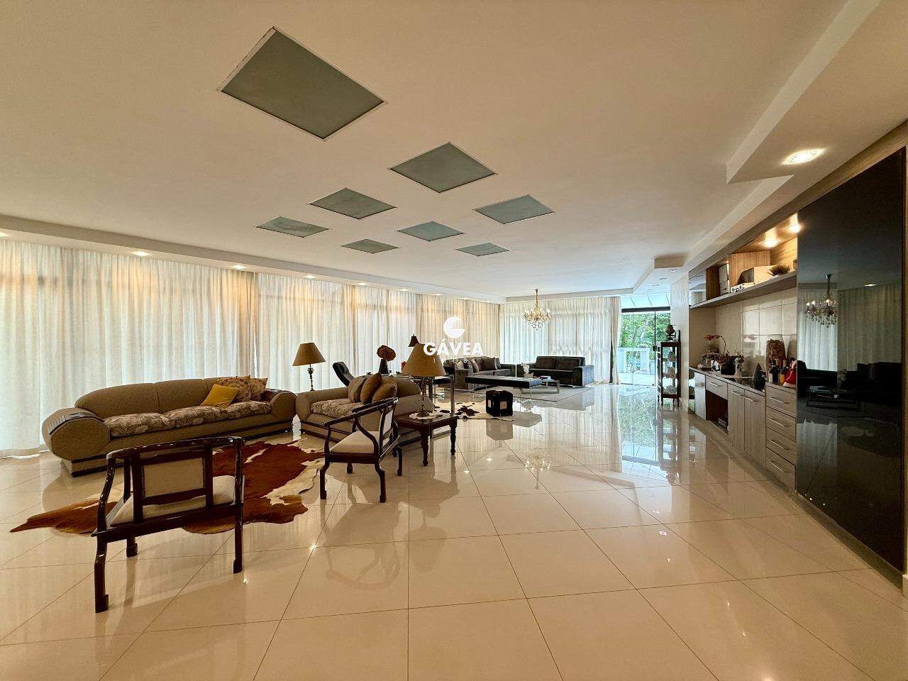 Casa à venda no Marapé: 