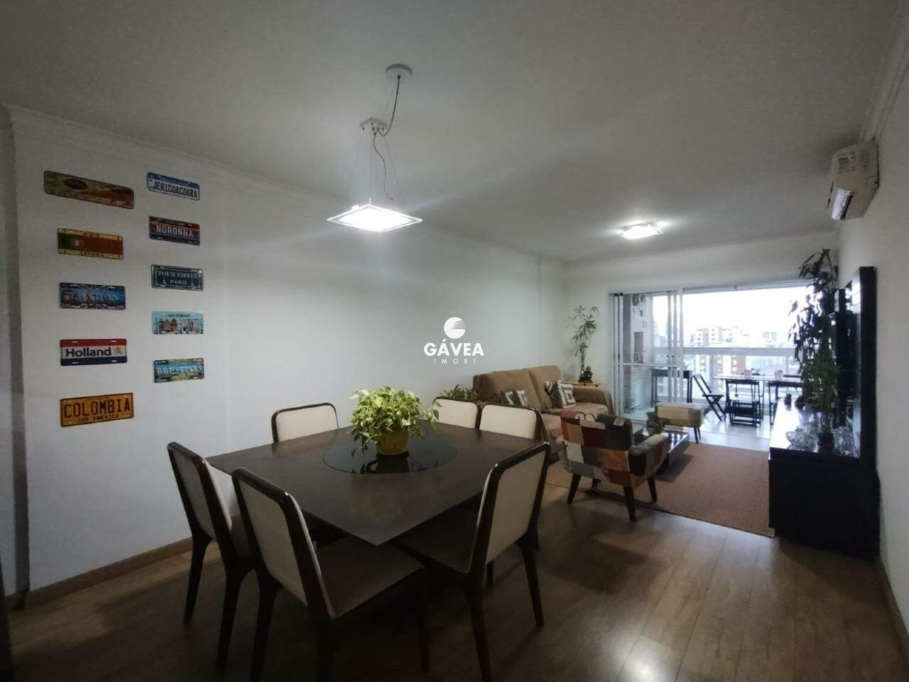 Apartamento à venda no Ponta da Praia: 