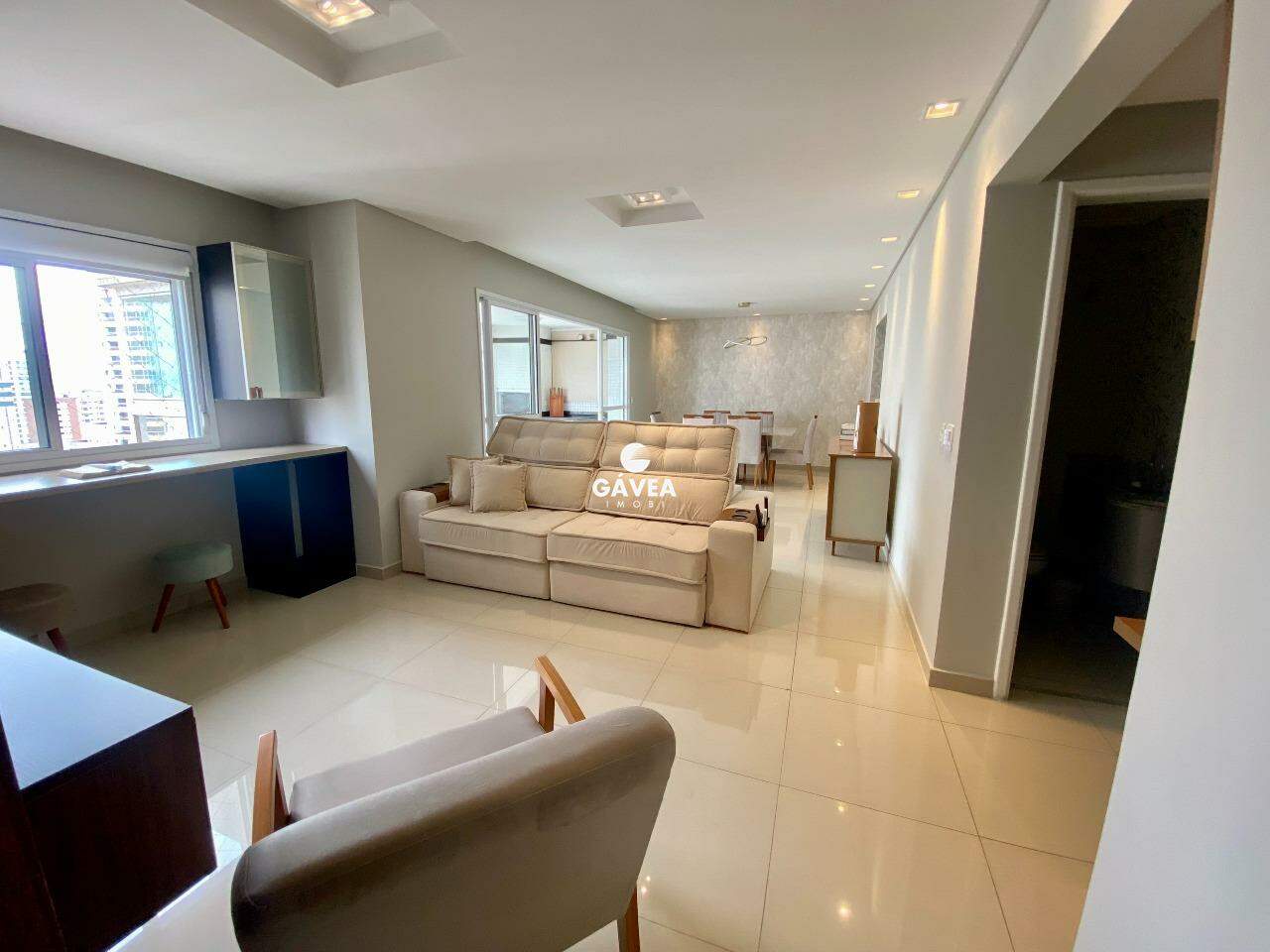 Apartamento à venda no Ponta da Praia: Sala TV