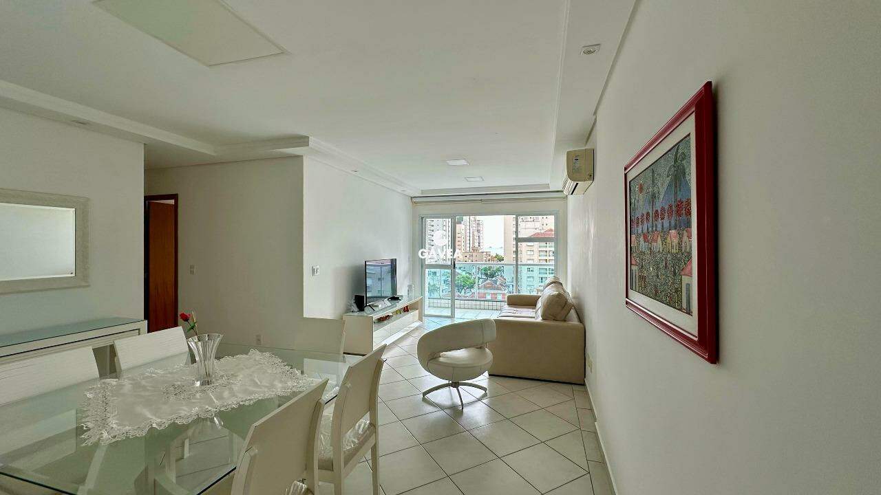 Apartamento à venda no Embaré: 