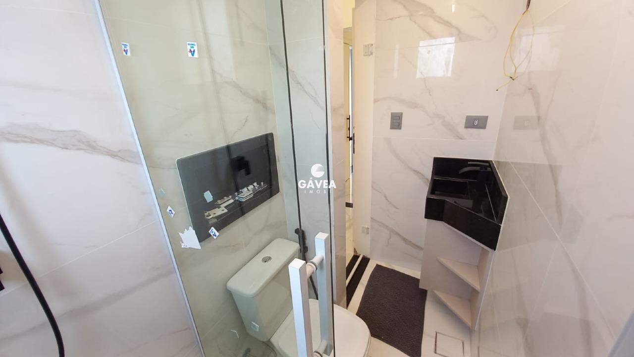 Casa à venda no Guilhermina: 