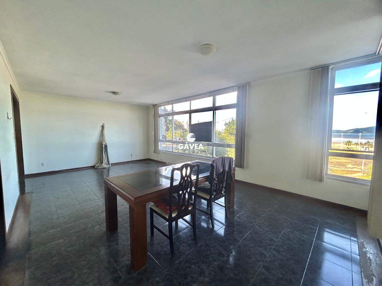 Apartamento à venda no Itararé: Sala para 2 ambientes com vista mar