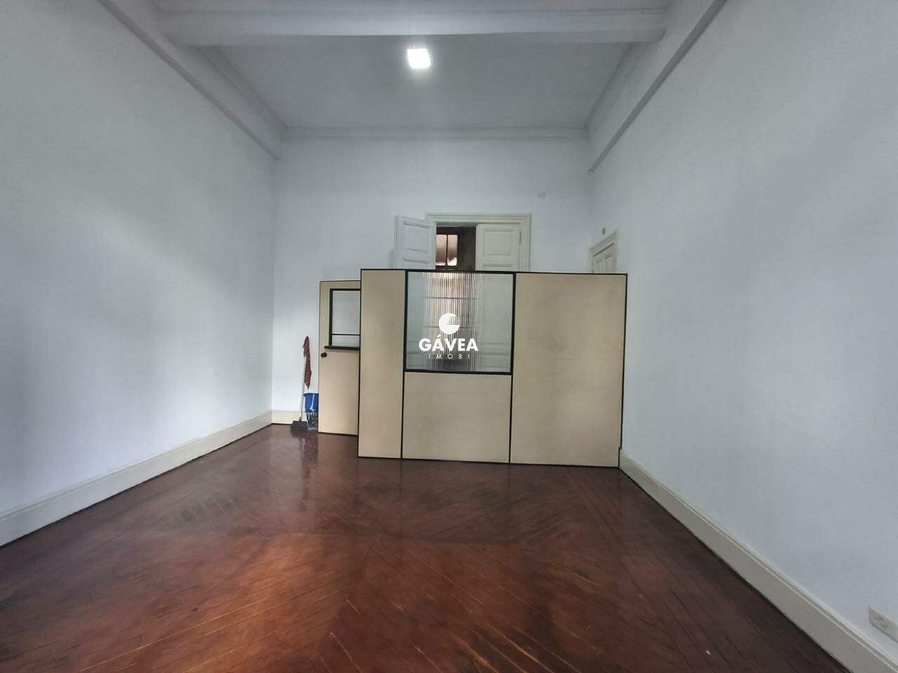 Conjunto Comercial/sala à venda no Centro: 