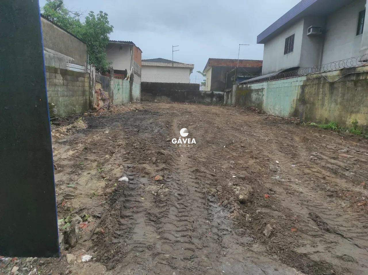 Terreno à venda no Esplanada dos Barreiros: 