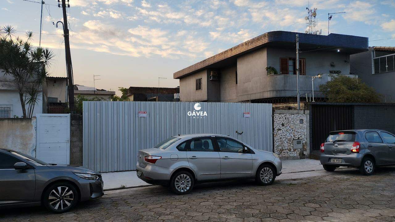 Terreno à venda no Esplanada dos Barreiros: 