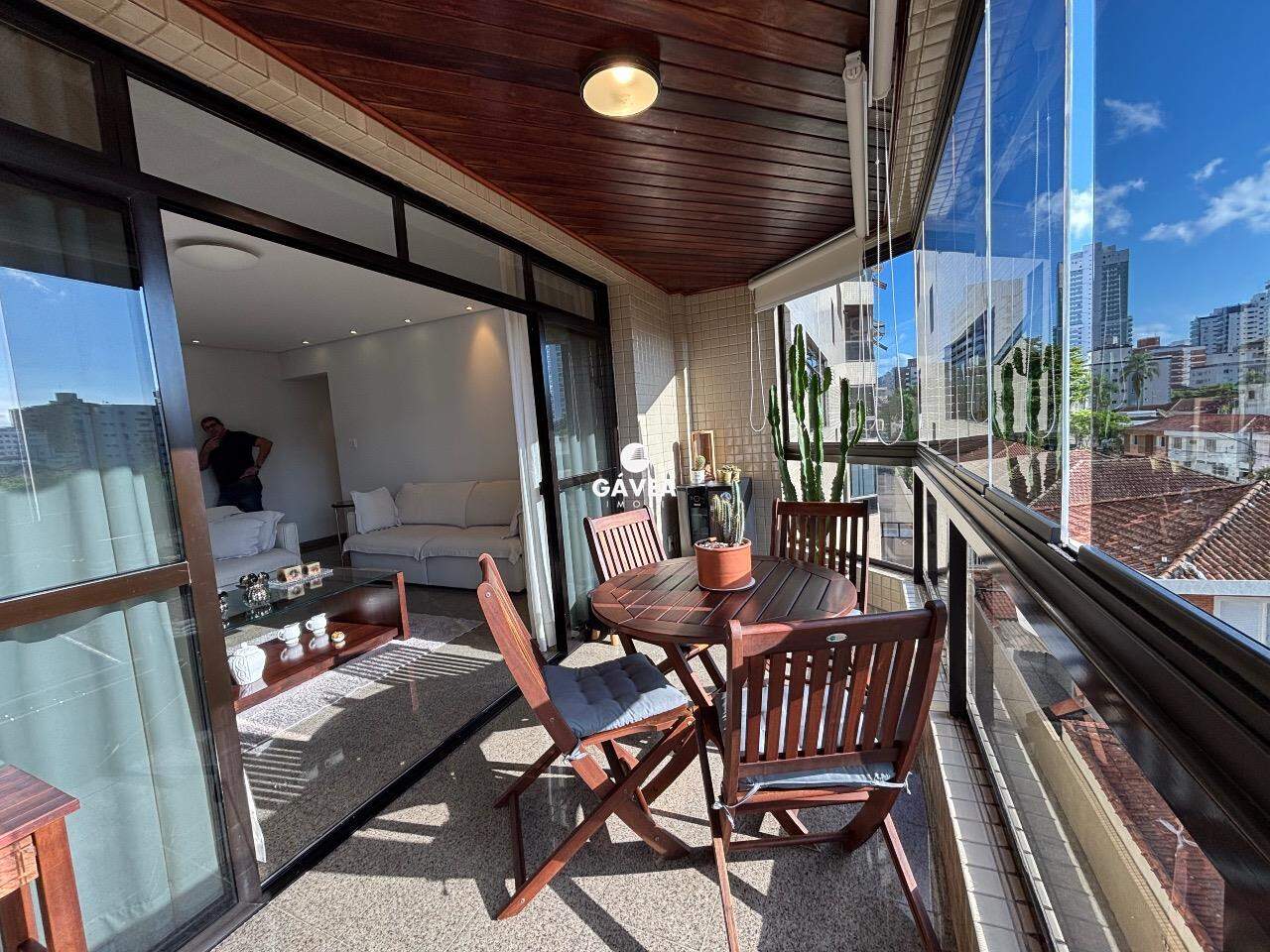 Apartamento à venda no Ponta da Praia: 