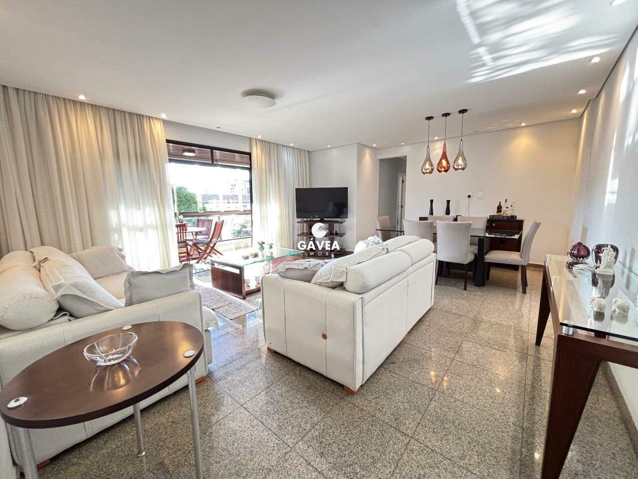 Apartamento à venda no Ponta da Praia: 