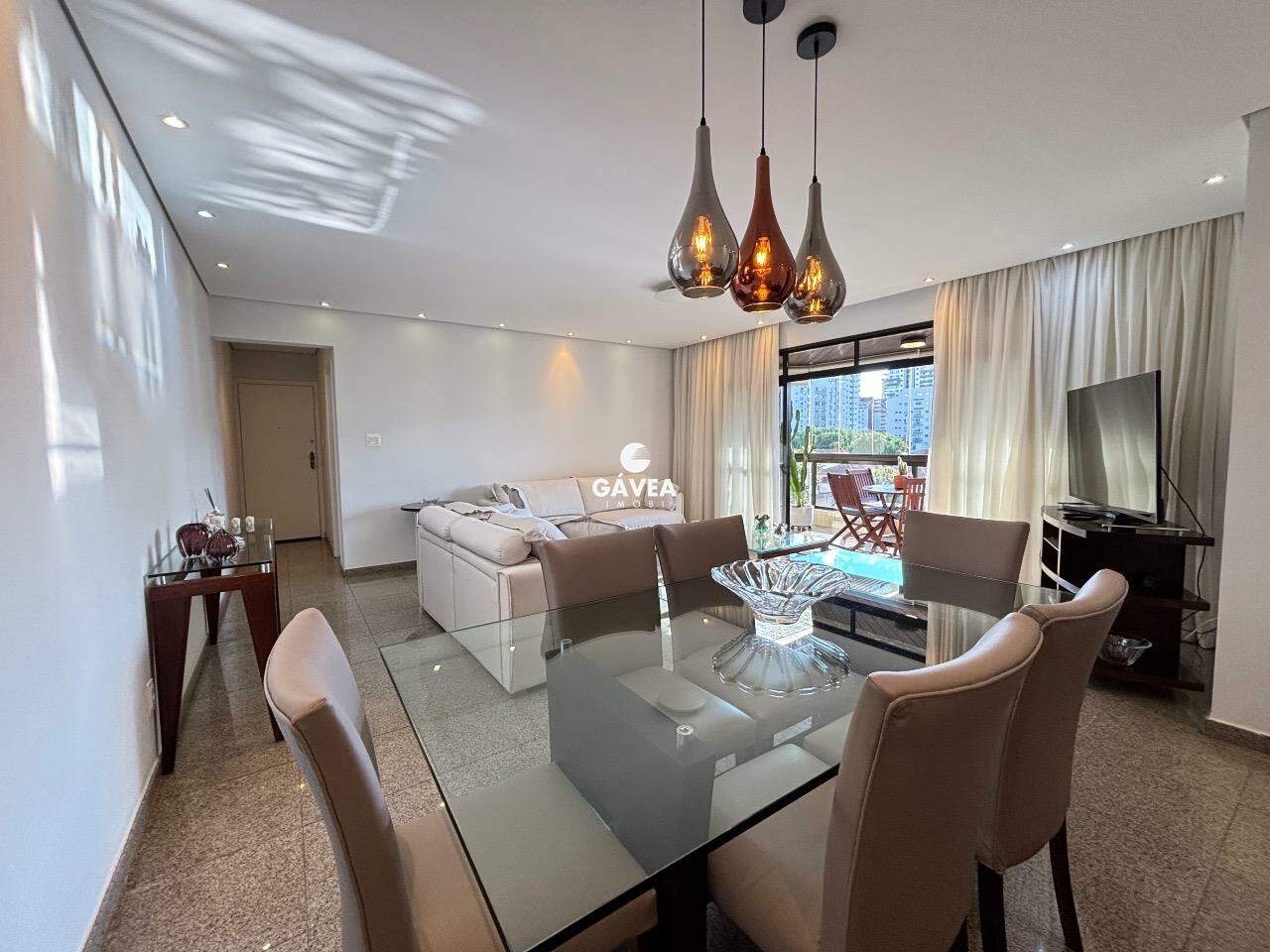 Apartamento à venda no Ponta da Praia: 