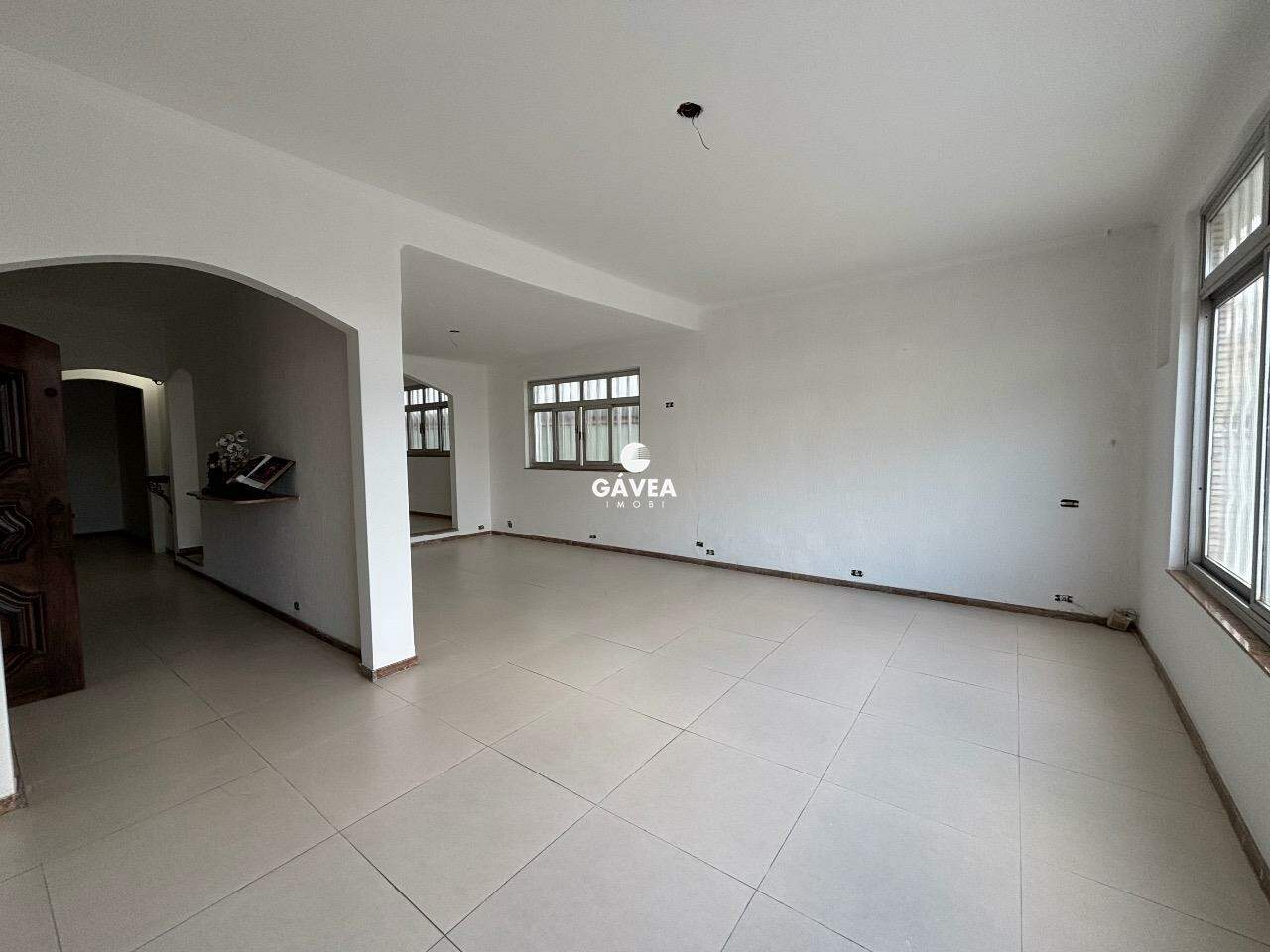 Casa para aluguel no Ponta da Praia: 