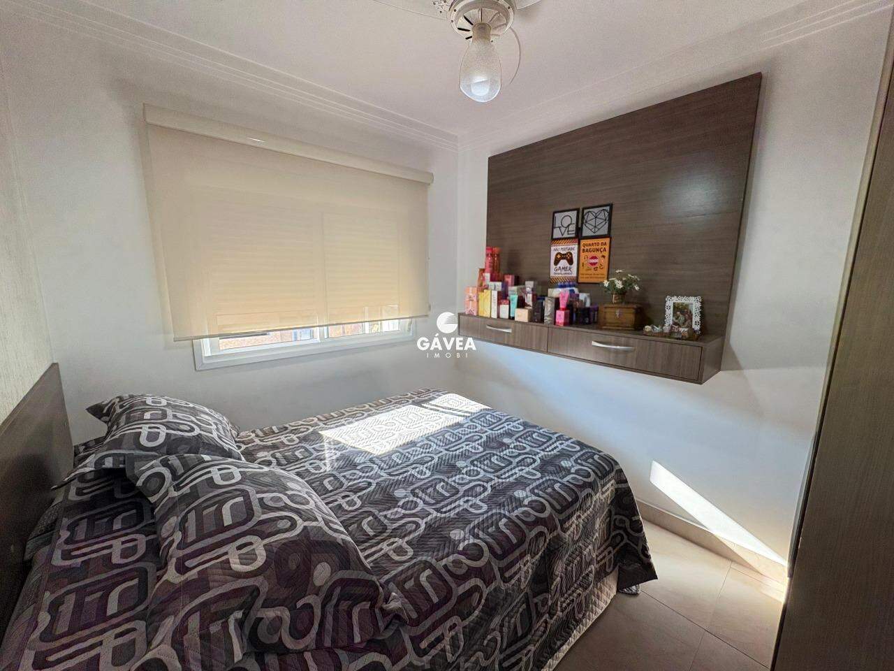 Apartamento à venda no Ponta da Praia: 