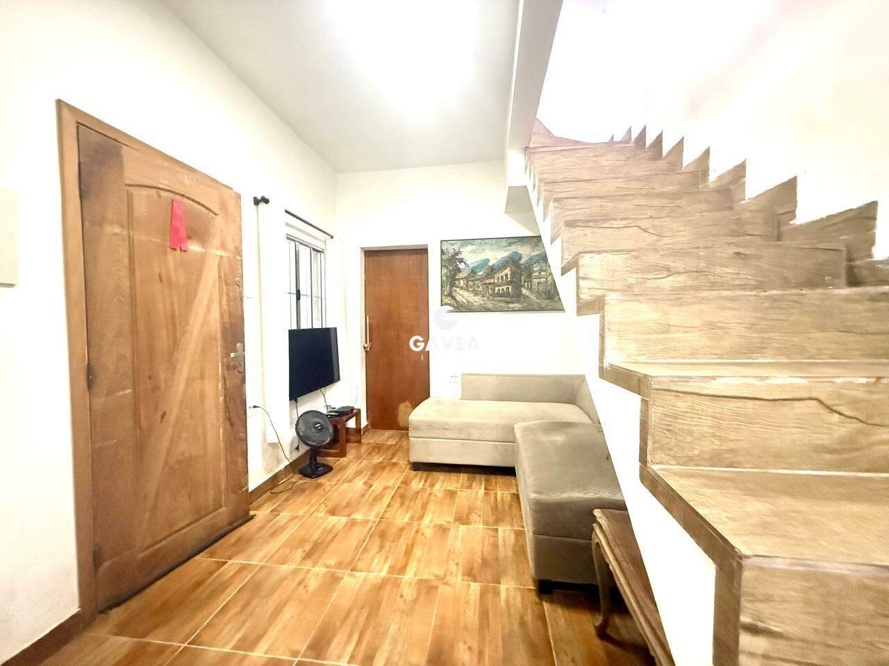 Sobrado à venda no Catiapoa: 