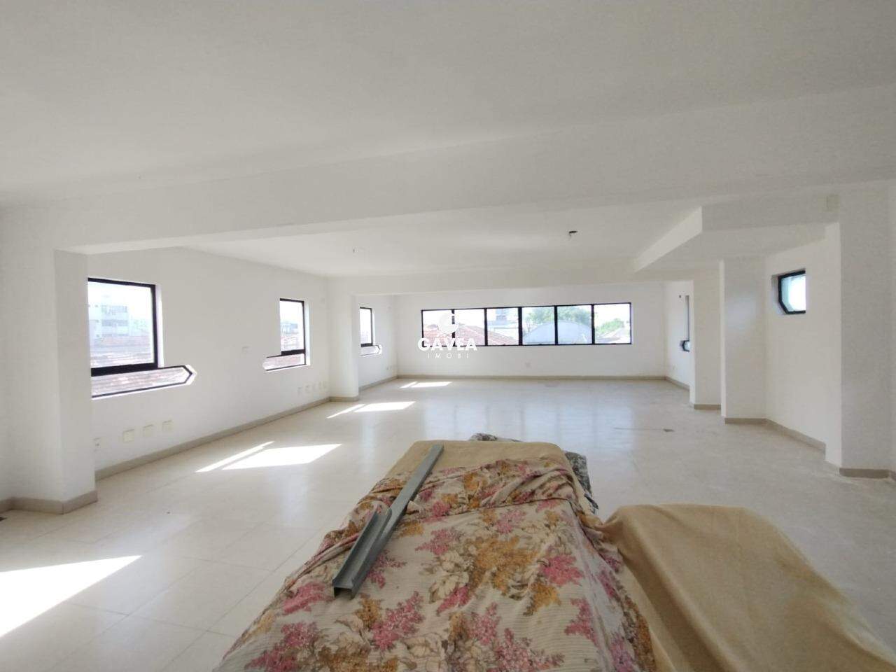 Conjunto Comercial/sala para aluguel no Vila Mathias: 