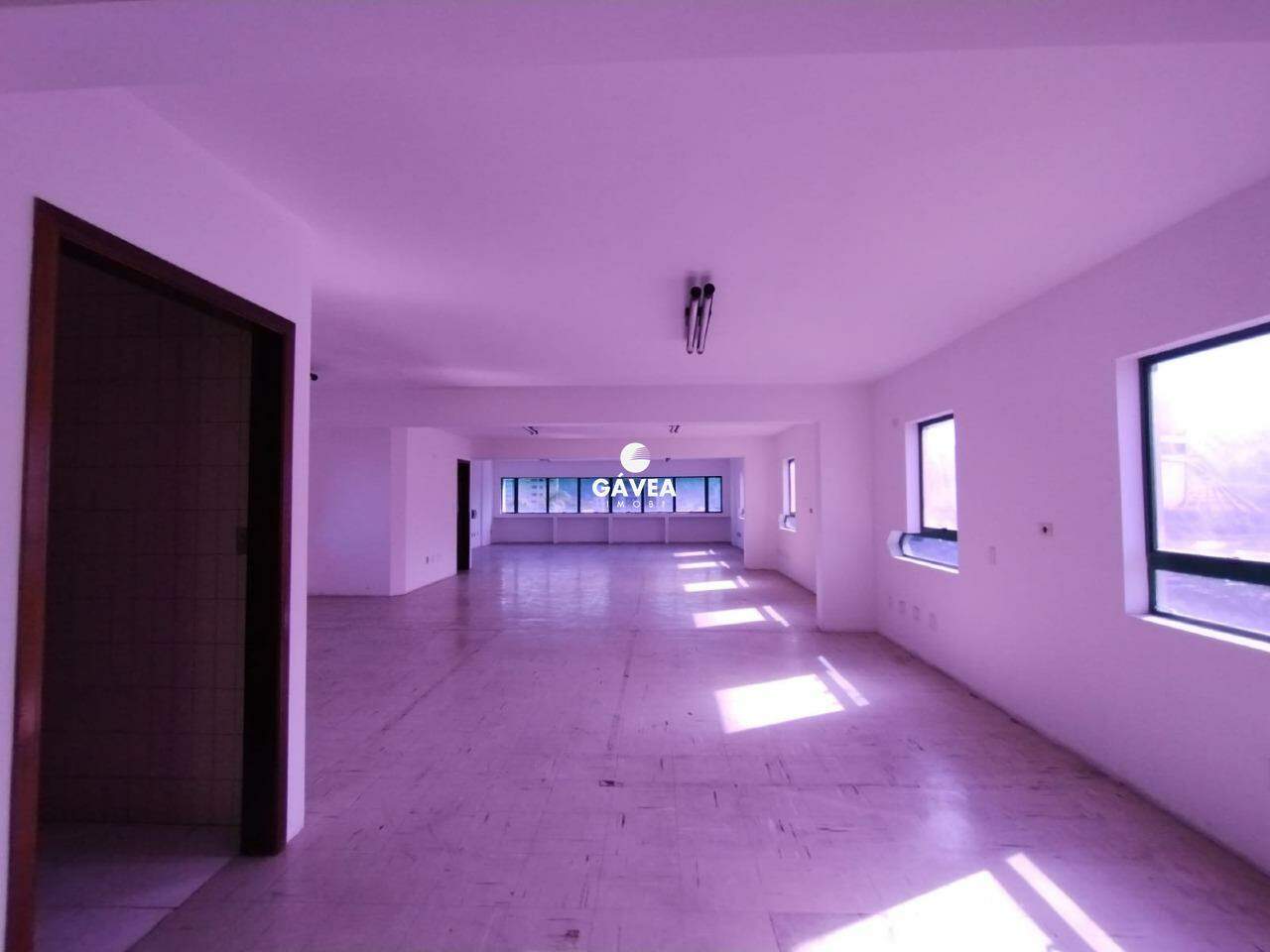 Conjunto Comercial/sala para aluguel no Vila Mathias: 