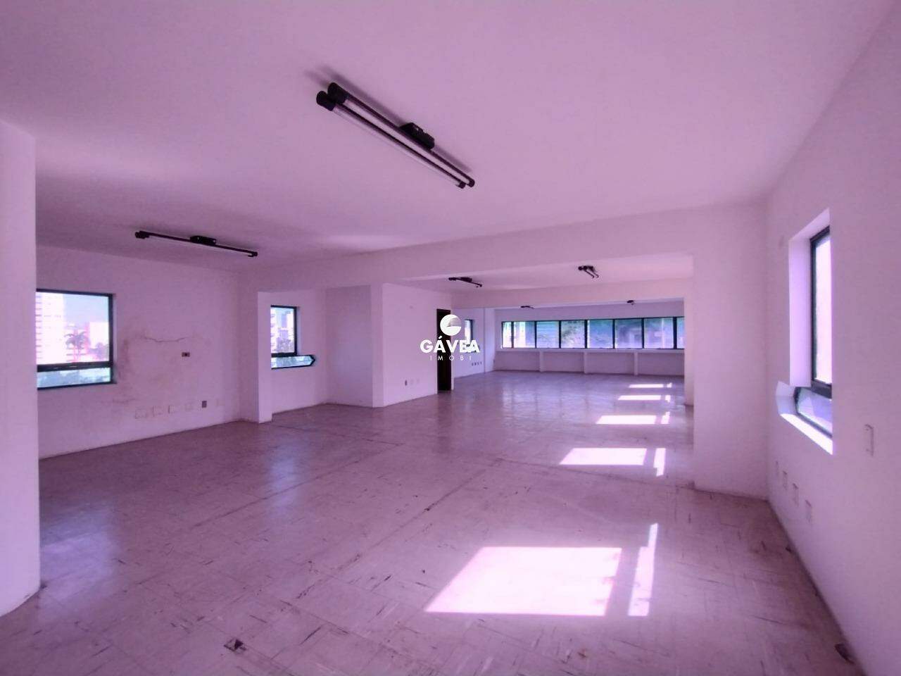 Conjunto Comercial/sala para aluguel no Vila Mathias: 