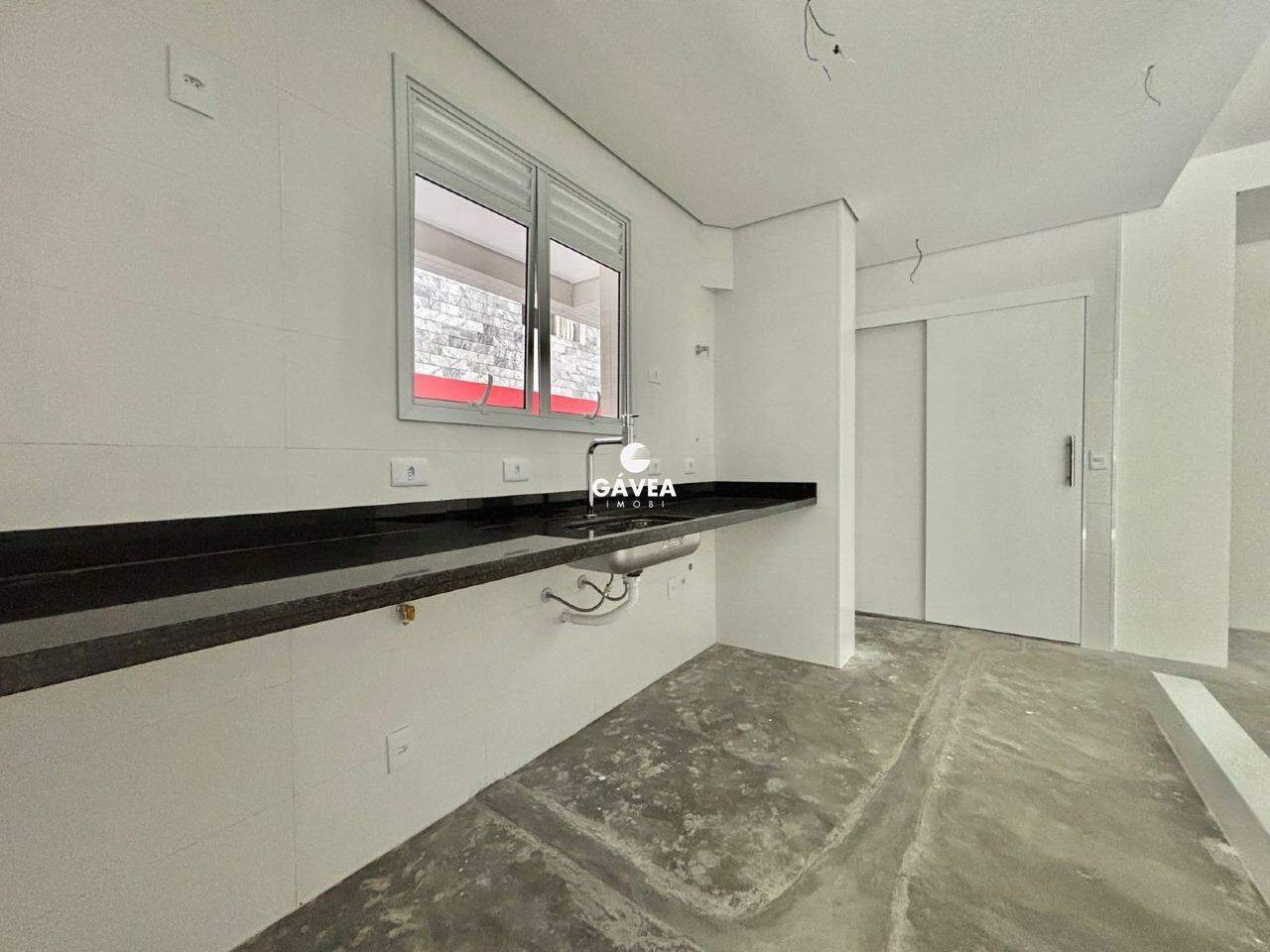 Apartamento à venda no Embaré: 