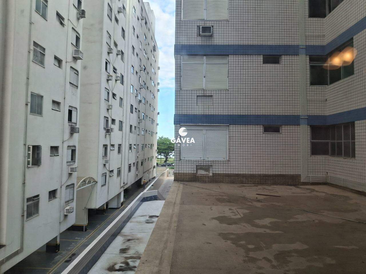 Apartamento para aluguel no Embaré: 